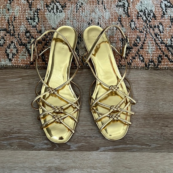 Doen Shoes - Doen gold Corsica sandals